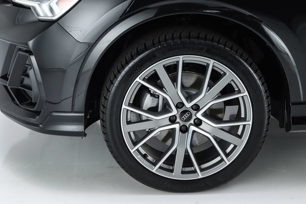 Used 2025 Audi Q3 2.0T Premium Plus AWD/4WD image 50