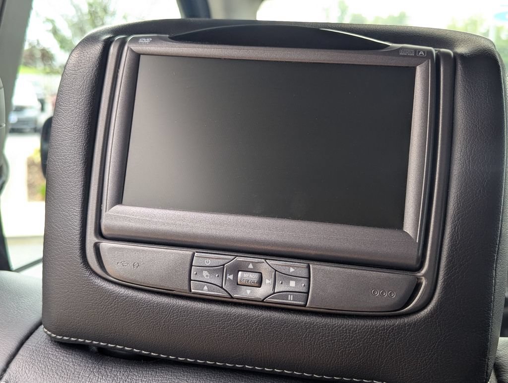 Used 2015 Nissan Armada Platinum w/ 2nd Row Captain Seat Package AWD/4WD image 24