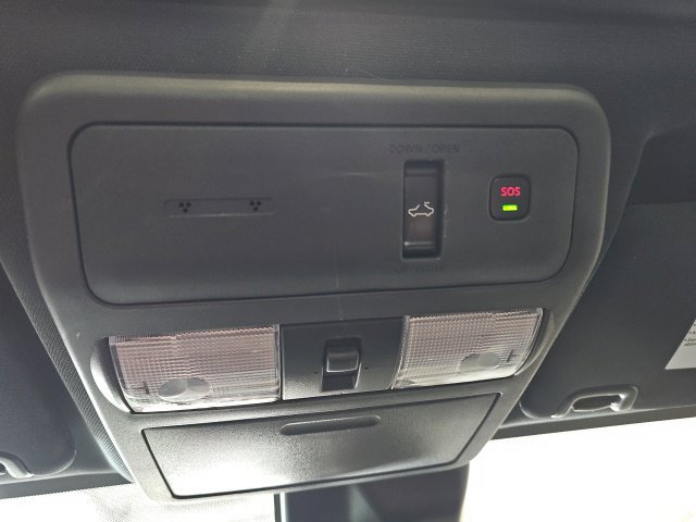 Certified 2025 Nissan Frontier PRO-4X w/ Pro Premium Package AWD/4WD image 16