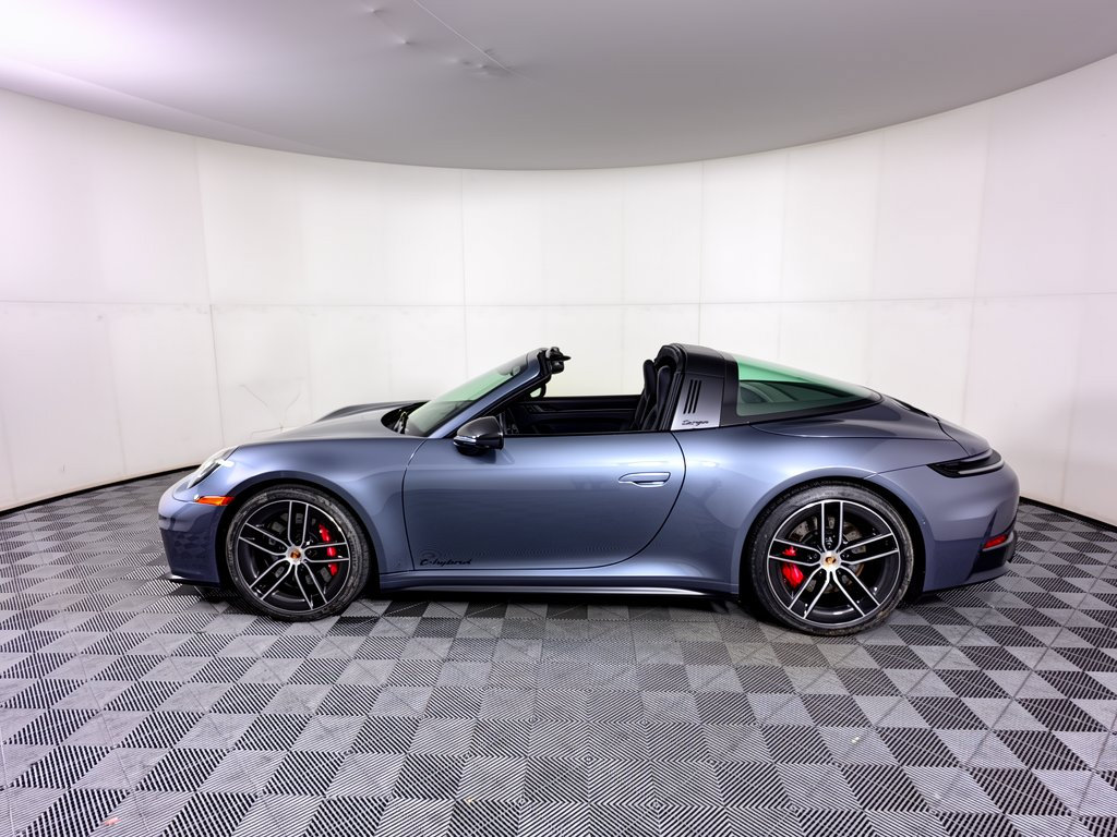 Certified 2026 Porsche 911 Targa 4 GTS AWD/4WD image 2