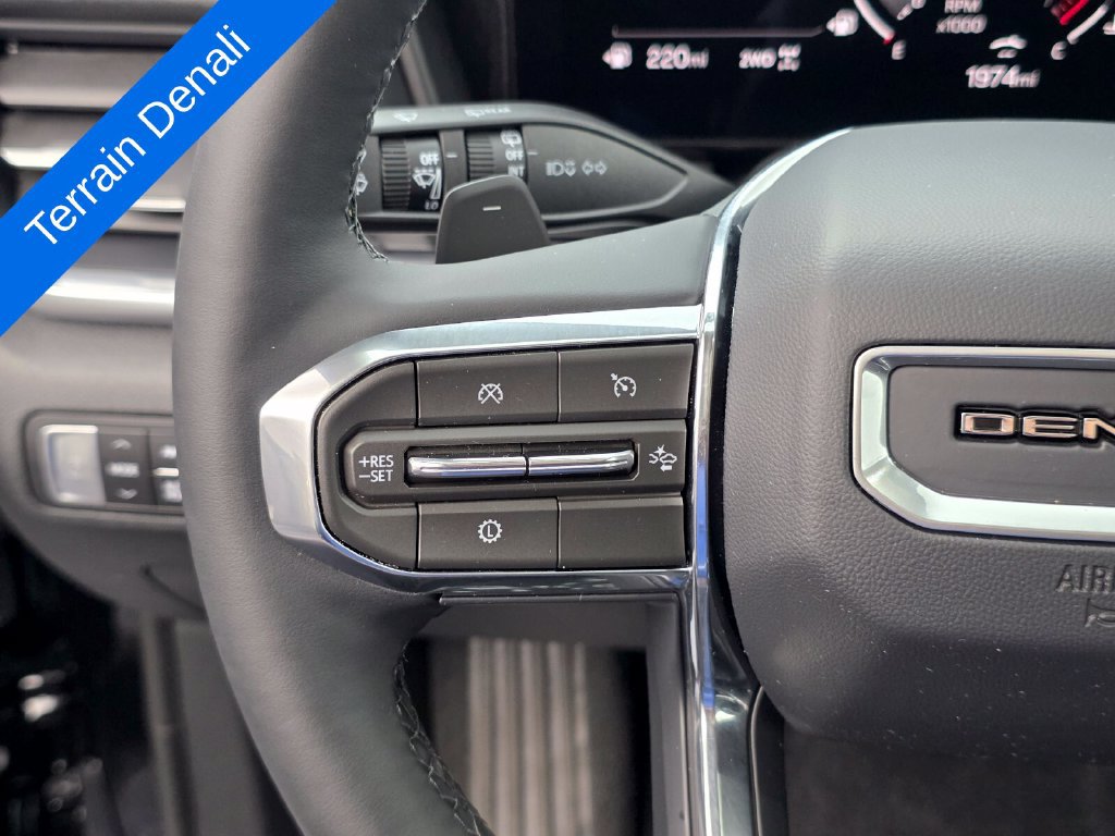Used 2026 GMC Terrain Denali AWD/4WD image 19