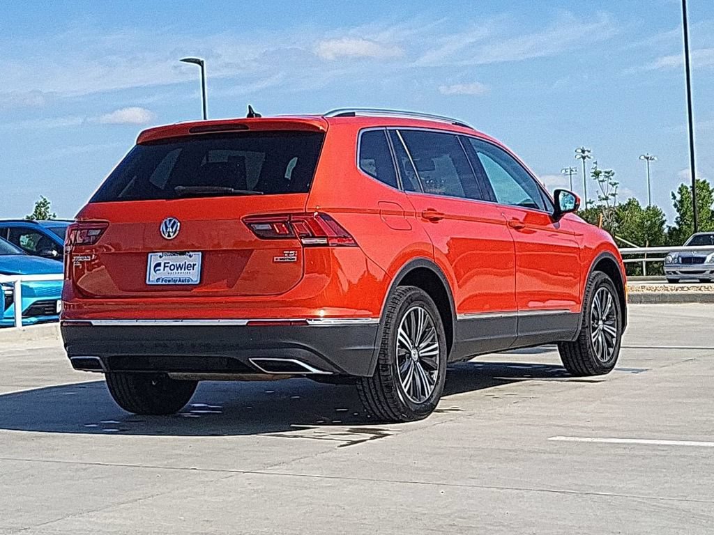 Used 2018 Volkswagen Tiguan SEL AWD/4WD image 8