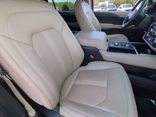 Used 2023 Ford Expedition Max Limited image 34