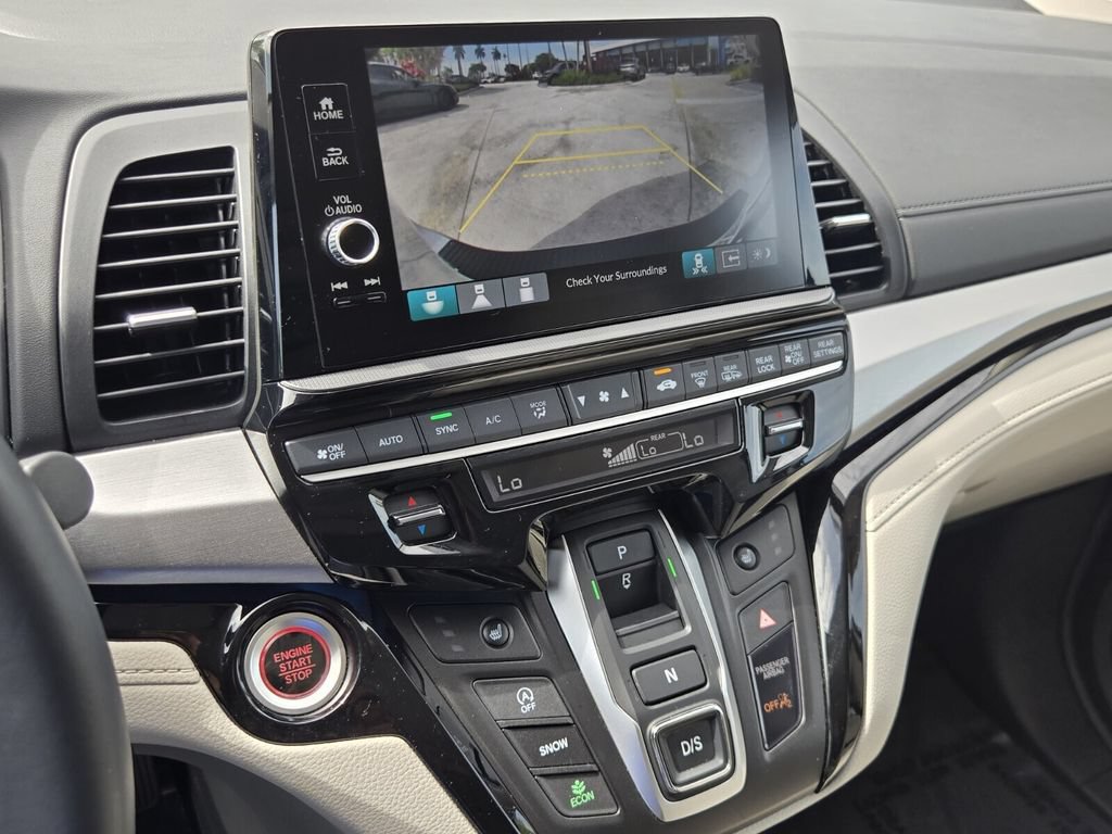 Certified 2025 Honda Odyssey Touring image 24