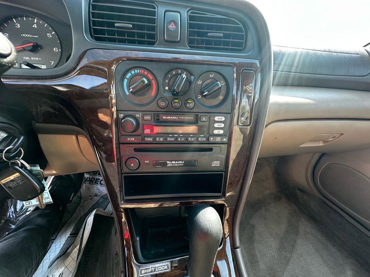 Used 2001 Subaru Outback Wagon AWD/4WD image 56