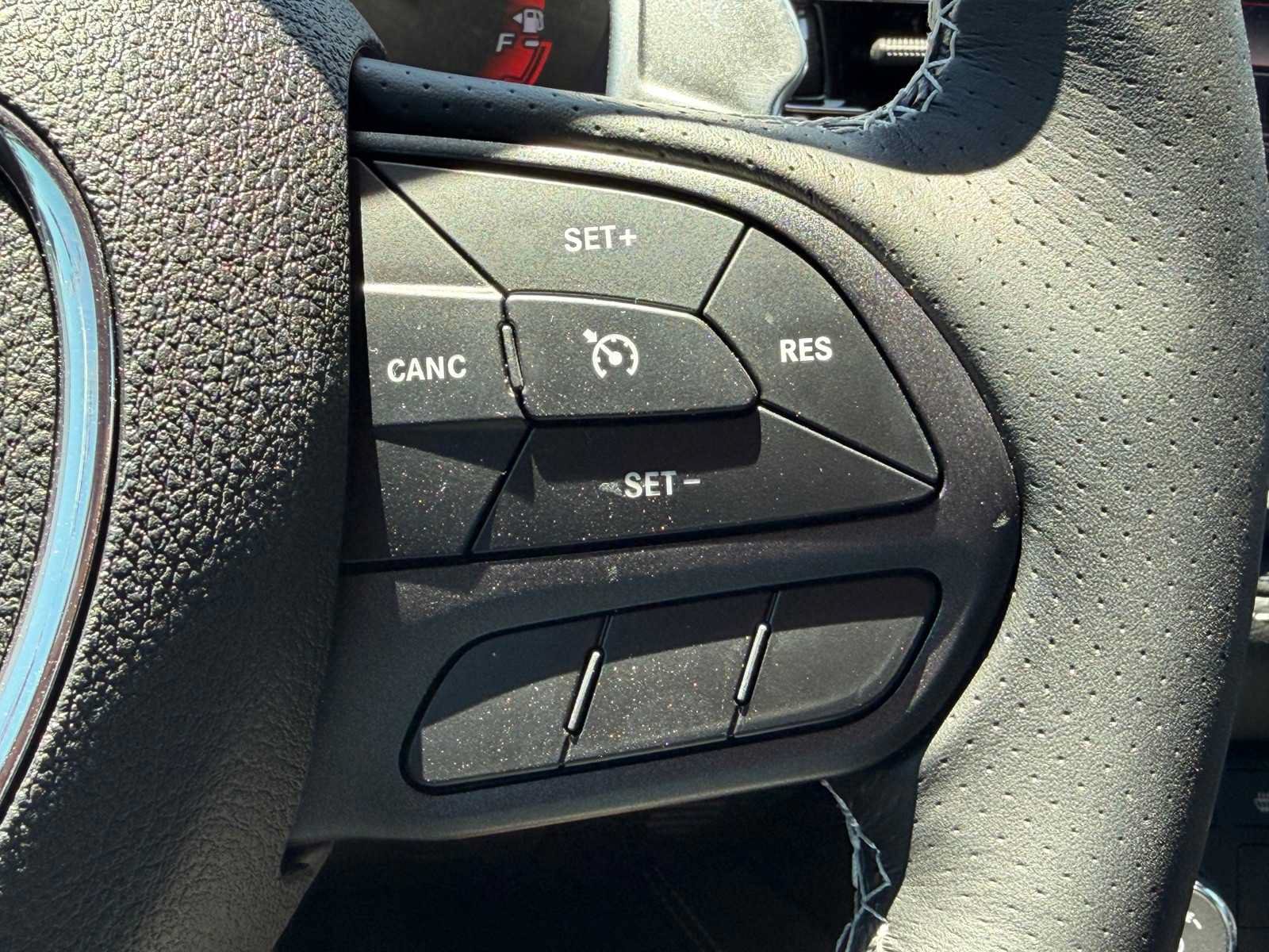 New 2026 Dodge Durango SRT Hellcat w/ 3rd Row Seating Group AWD/4WD image 18