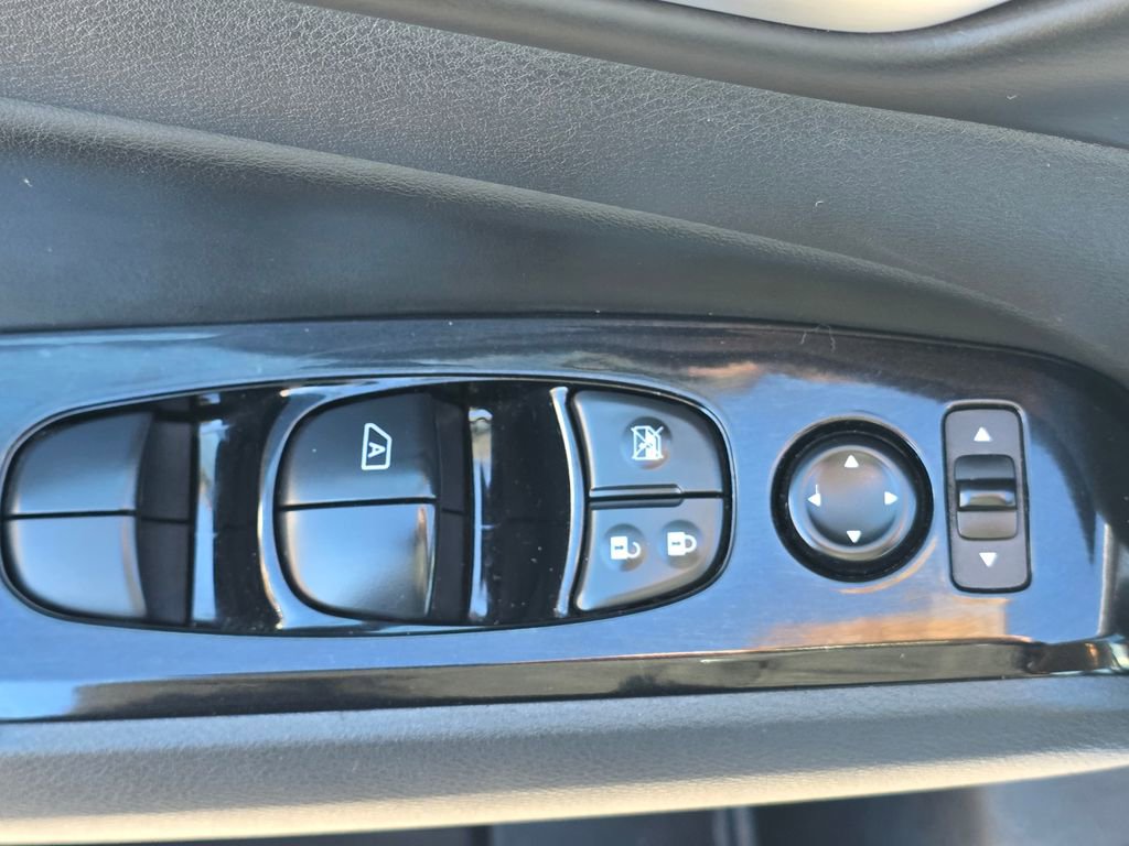 Used 2024 Nissan Altima 2.5 SR image 6