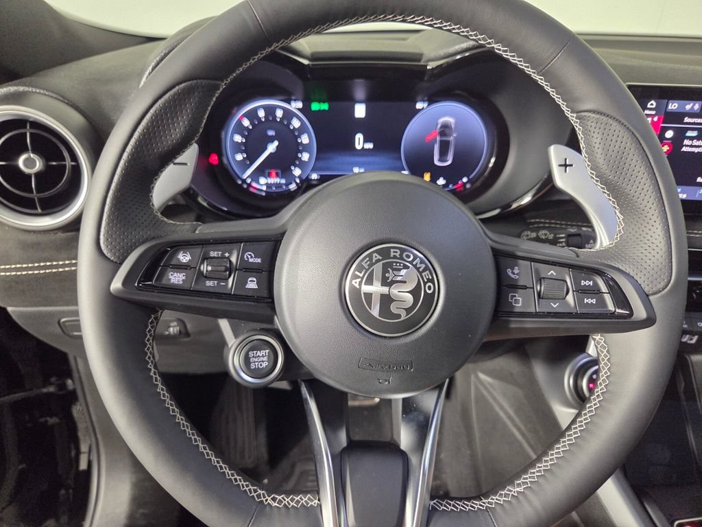 New 2026 Alfa Romeo Tonale w/ Active Assist Package AWD/4WD image 13
