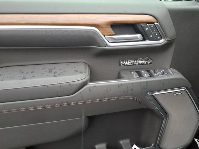 New 2026 Chevrolet Silverado 1500 High Country AWD/4WD image 10