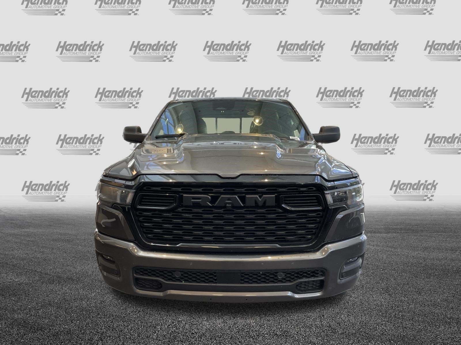 Used 2026 RAM 1500 Express AWD/4WD image 3
