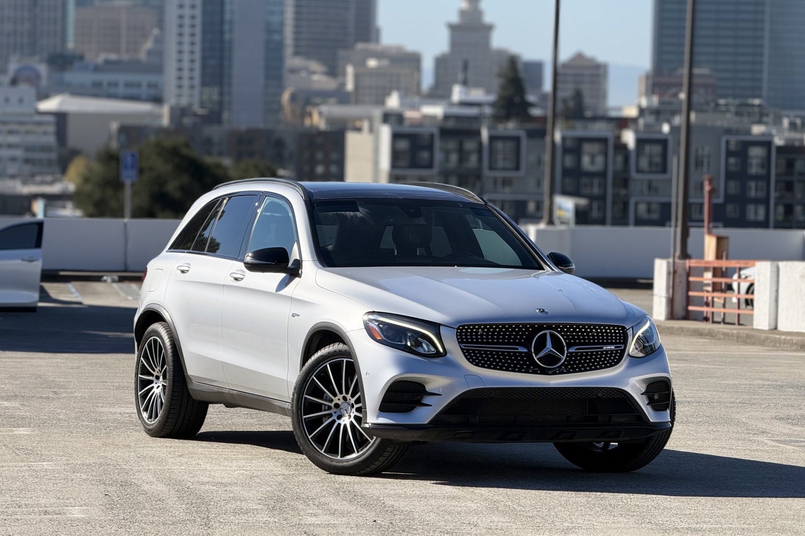 Used 2019 Mercedes-Benz GLC 43 AMG 4MATIC image 2