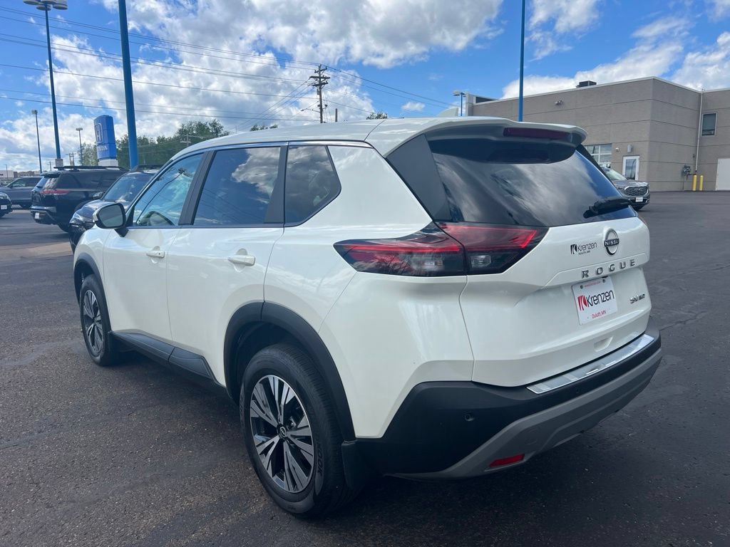 Used 2023 Nissan Rogue SV AWD/4WD image 7