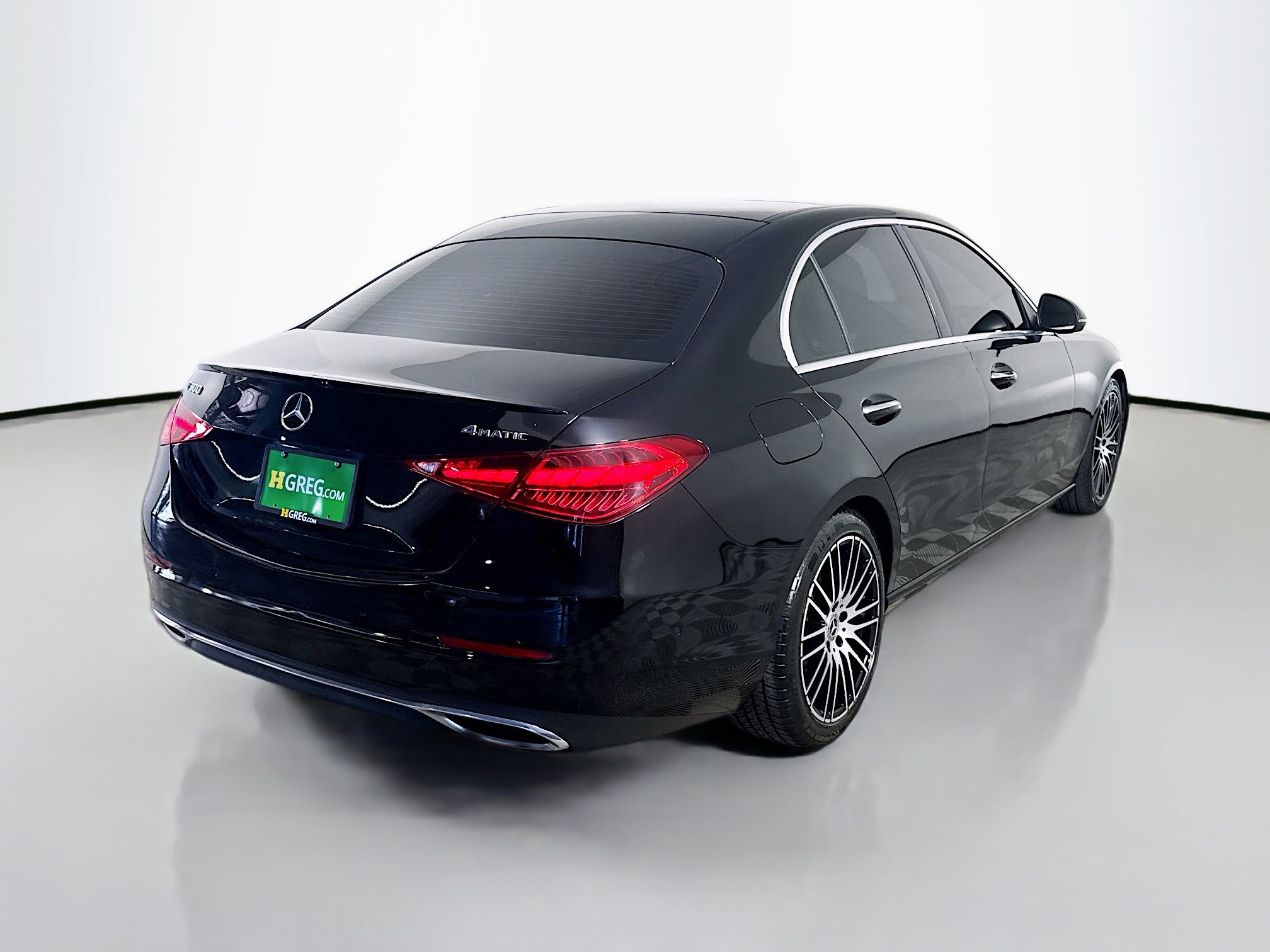 Used 2022 Mercedes-Benz C 300 4MATIC Sedan w/ Exclusive Trim Package image 10