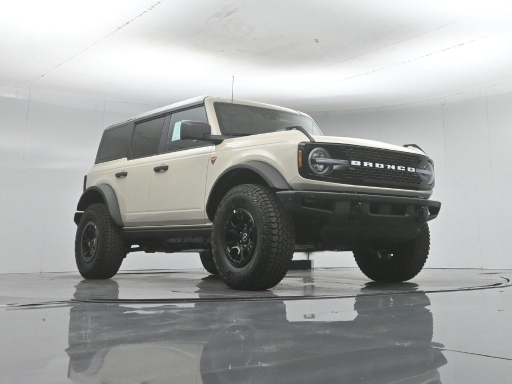 New 2026 Ford Bronco Badlands w/ Wildtrak Package AWD/4WD image 46