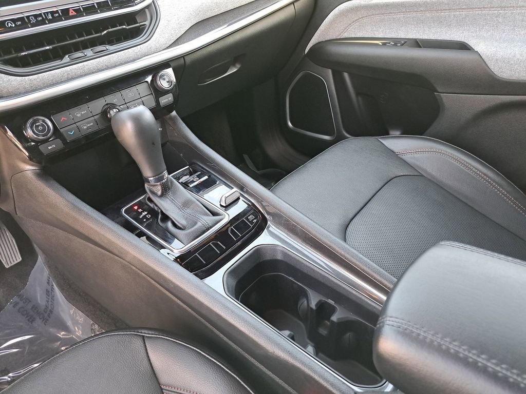 Certified 2023 Jeep Compass Latitude AWD/4WD image 24