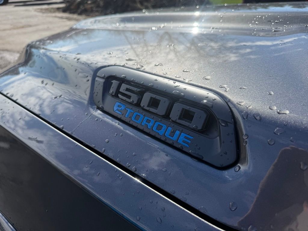 New 2026 RAM 1500 Big Horn w/ Night Edition image 10