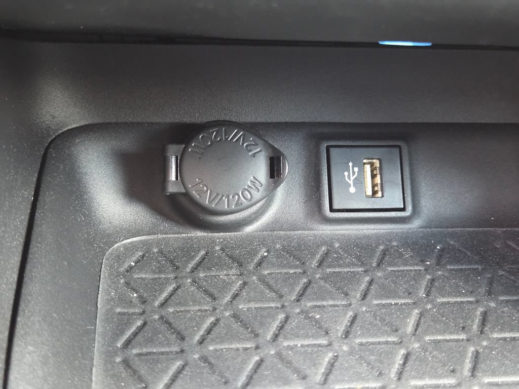 Used 2023 Toyota RAV4 XSE w/ XSE Grade Weather Package AWD/4WD image 13