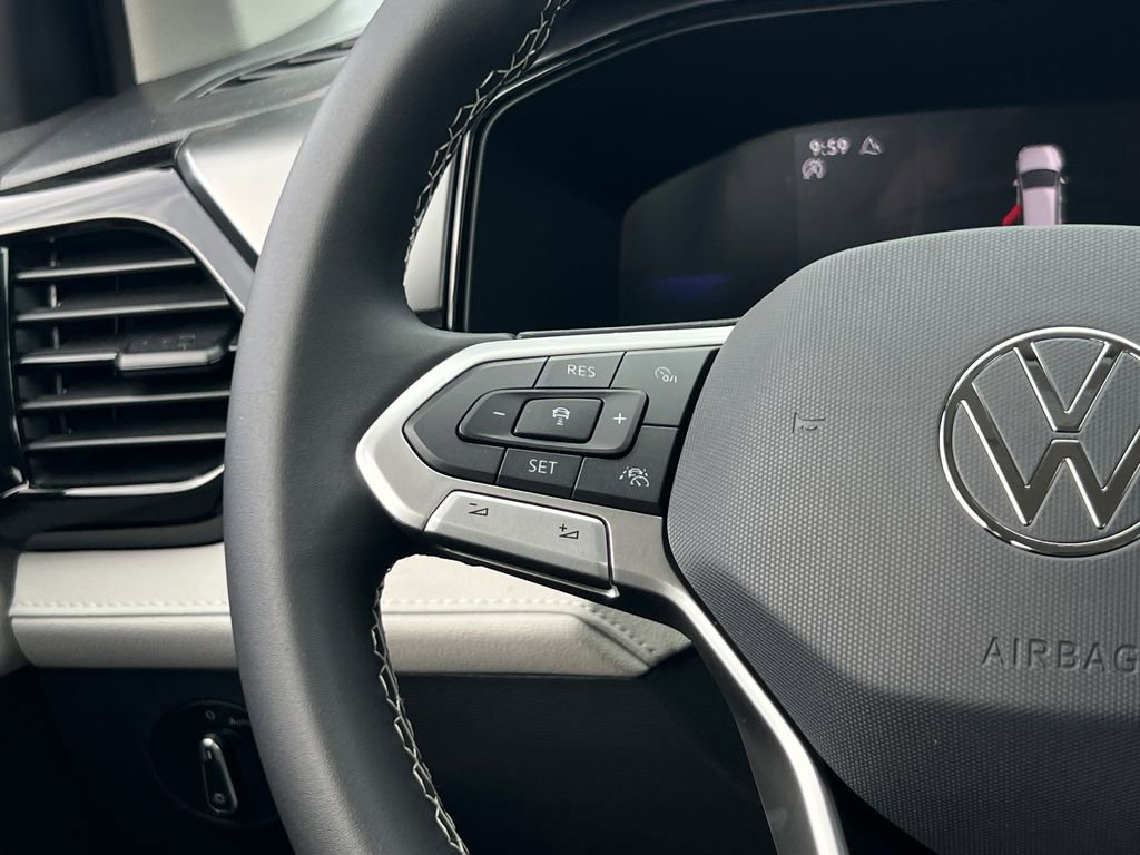 New 2026 Volkswagen Taos S image 31