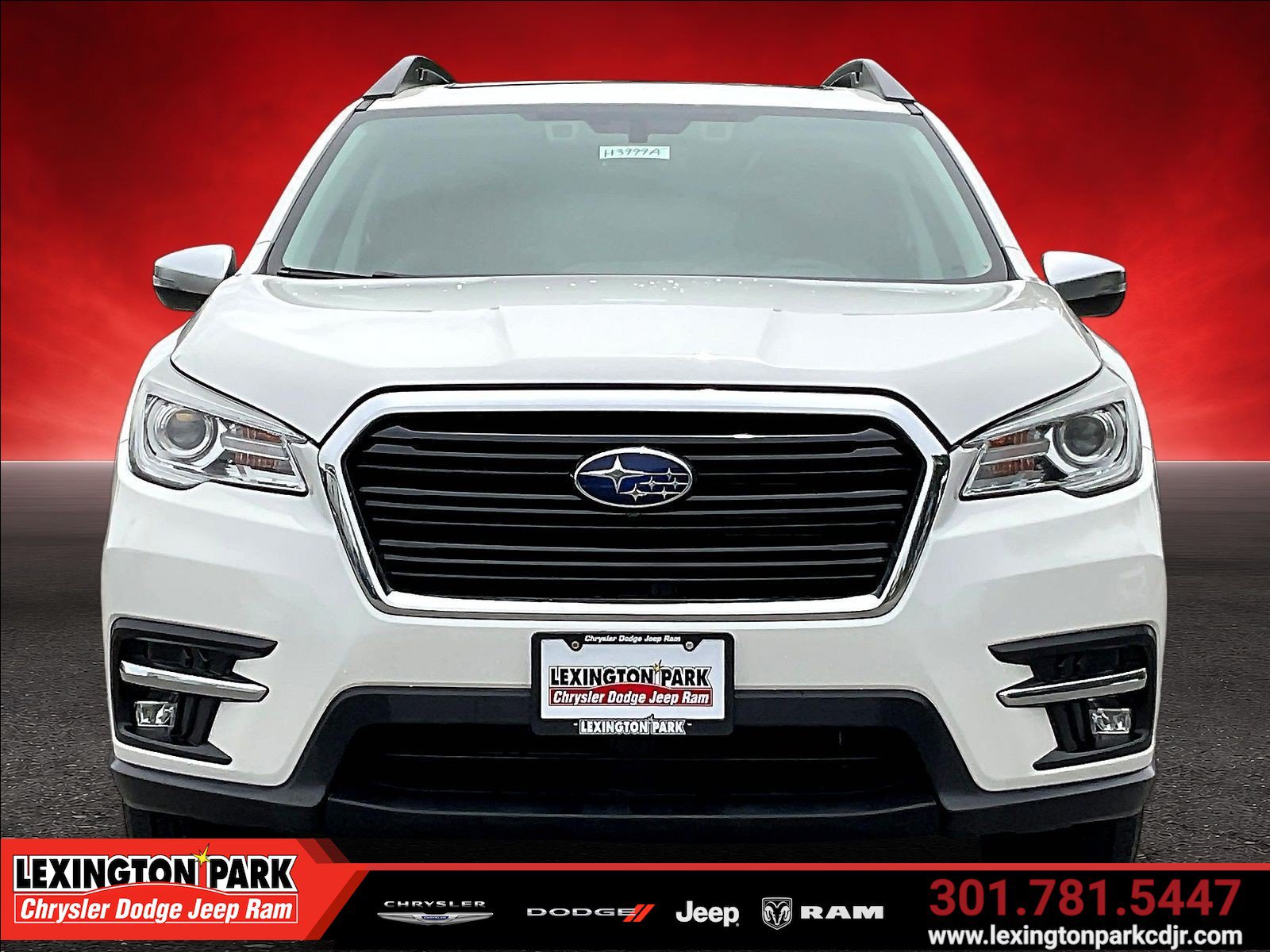 Used 2019 Subaru Ascent Touring AWD/4WD image 2