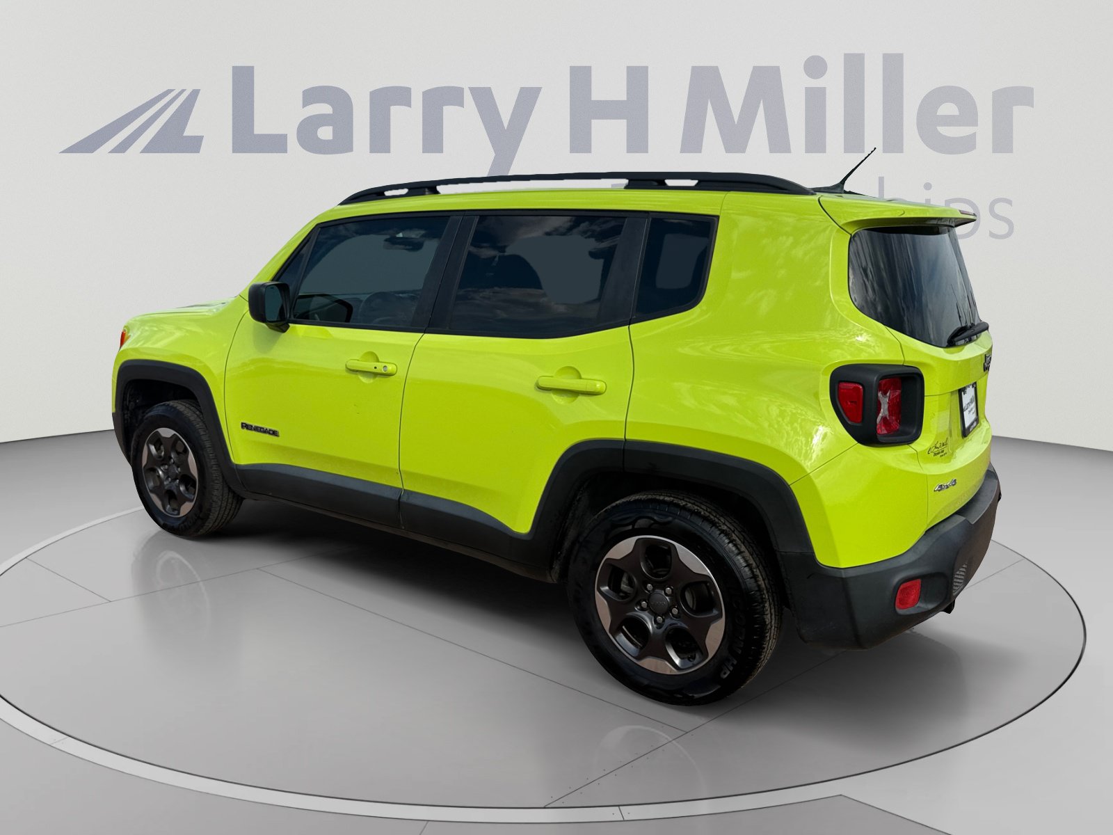 Used 2017 Jeep Renegade Sport w/ Power & Air Group AWD/4WD image 3