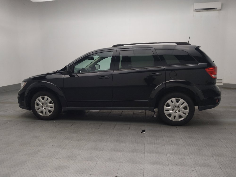 Used 2019 Dodge Journey SE w/ Connectivity Group FWD image 3