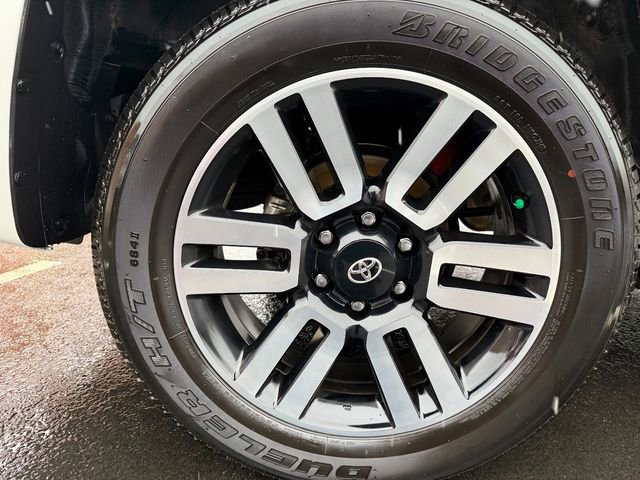 Used 2023 Toyota 4Runner Limited image 11
