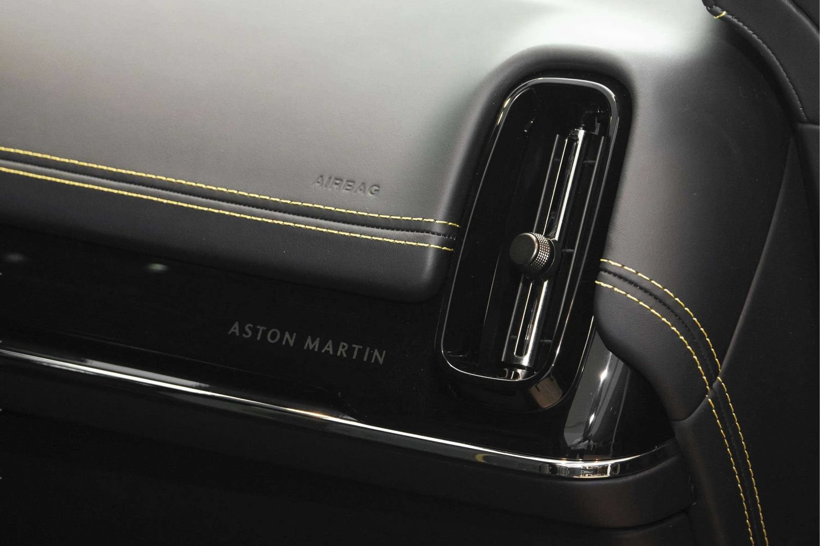 New 2026 Aston Martin DBX 707 AWD/4WD image 42