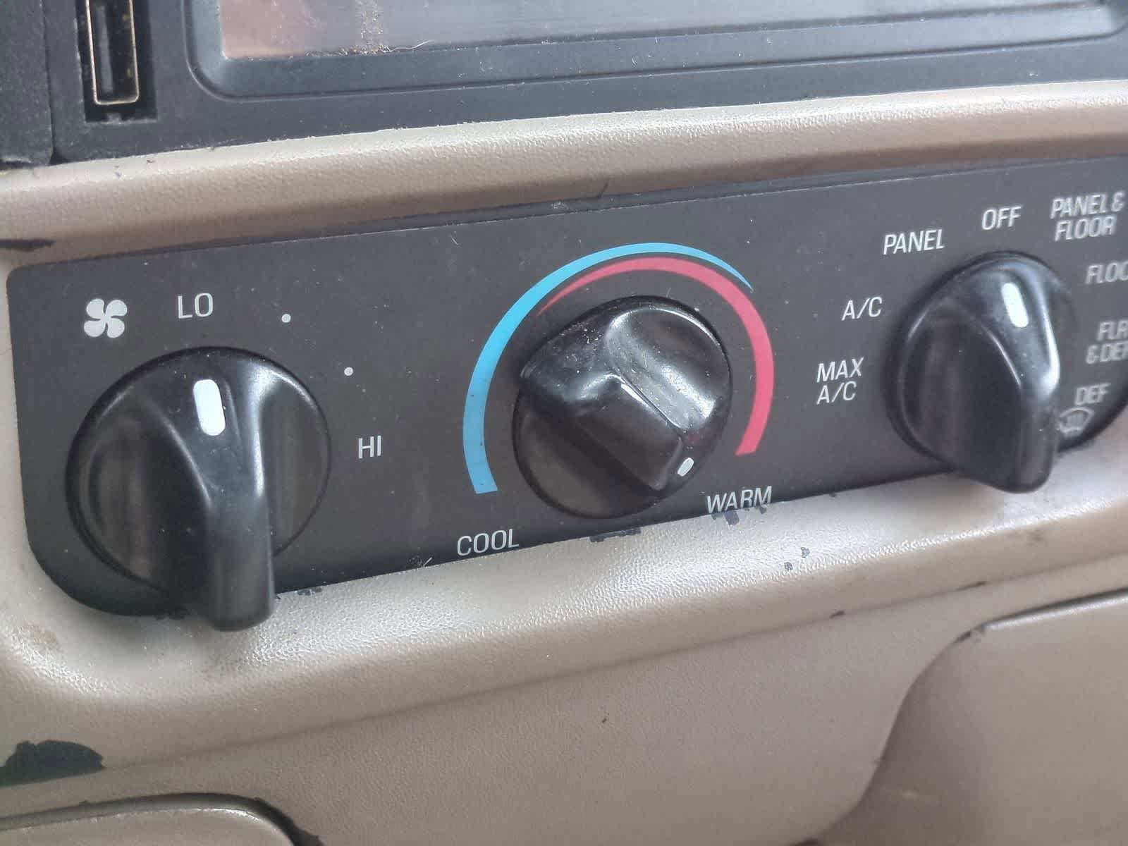 Used 2001 Ford F150 Lariat AWD/4WD image 29