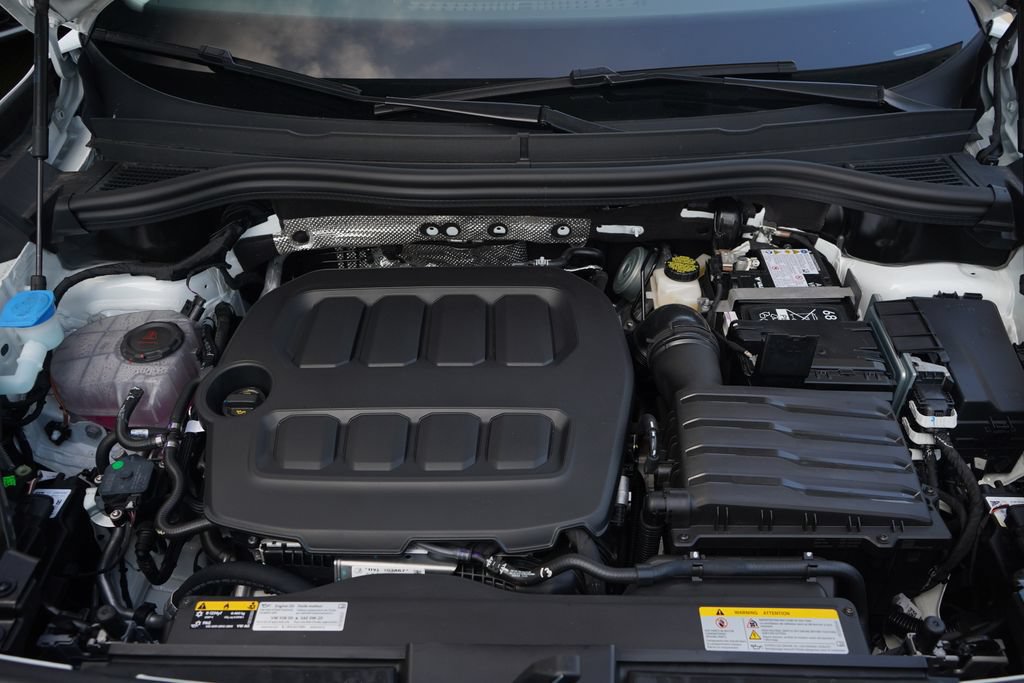 New 2026 Volkswagen Tiguan SE AWD/4WD image 12