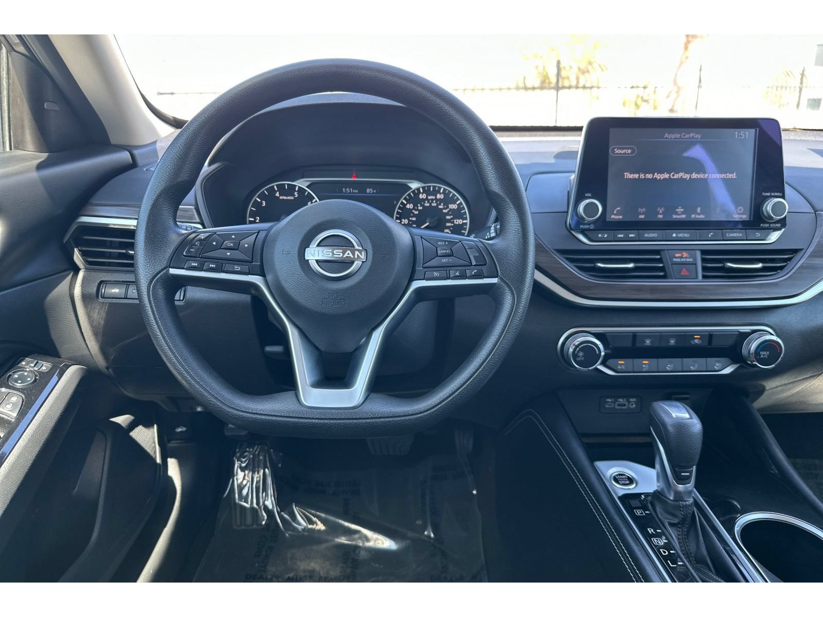 Used 2023 Nissan Altima 2.5 SV FWD image 16
