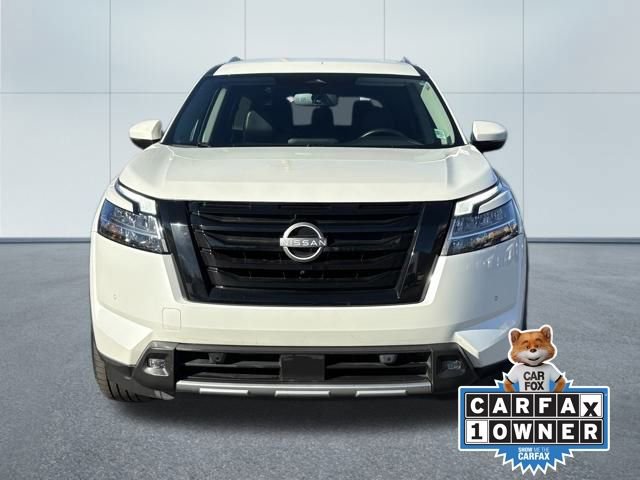 Used 2022 Nissan Pathfinder SL w/ Lighting Package (N92) image 5