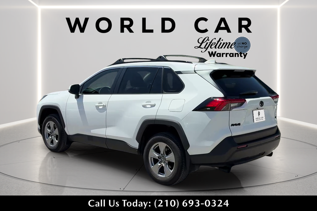 Used 2025 Toyota RAV4 XLE w/ Convenience Package FWD image 5