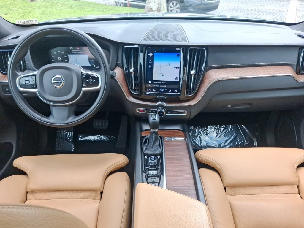 Used 2020 Volvo XC60 T5 Inscription FWD image 9