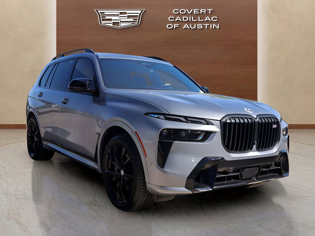 Used 2023 BMW X7 M60i w/ Climate Comfort Package image 6