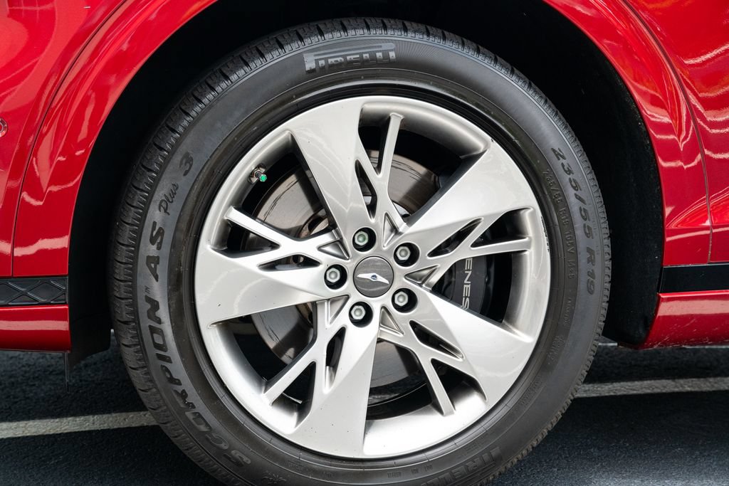 Used 2022 Genesis GV70 3.5T Sport w/ Sport Advanced Package AWD/4WD image 24