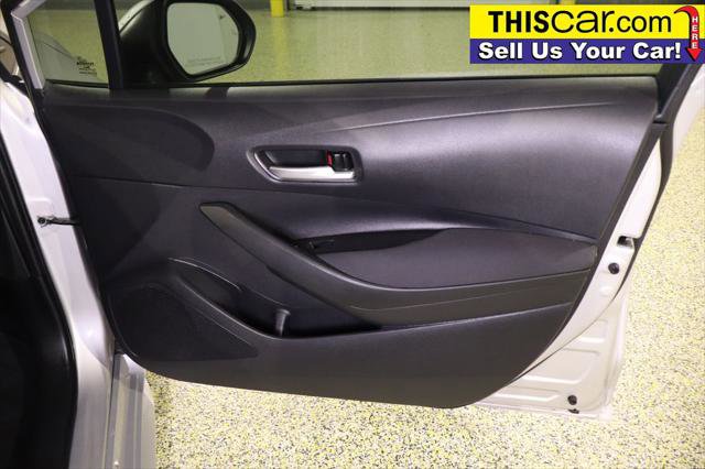 Used 2020 Toyota Corolla LE image 28