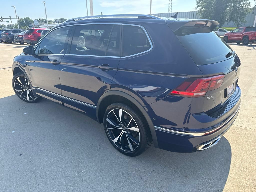 Used 2024 Volkswagen Tiguan SEL R-Line AWD/4WD image 5