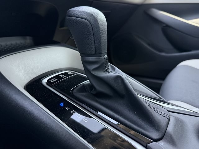 Certified 2025 Toyota Corolla LE FWD image 18