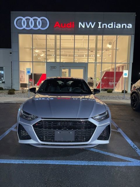 Certified 2022 Audi RS 7 Sportback w/ Black Optic Package image 2