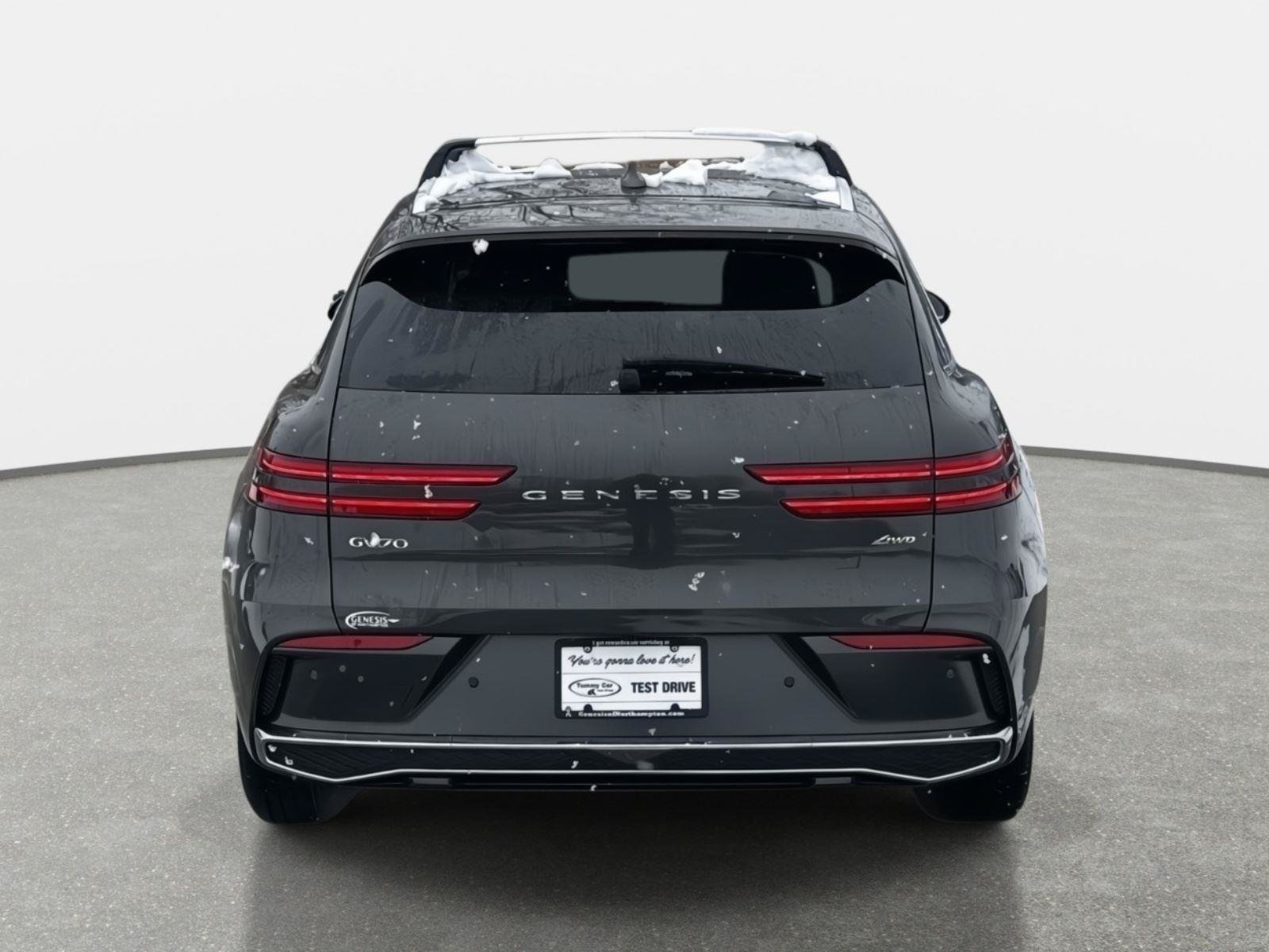 Used 2026 Genesis GV70 2.5T AWD/4WD image 6
