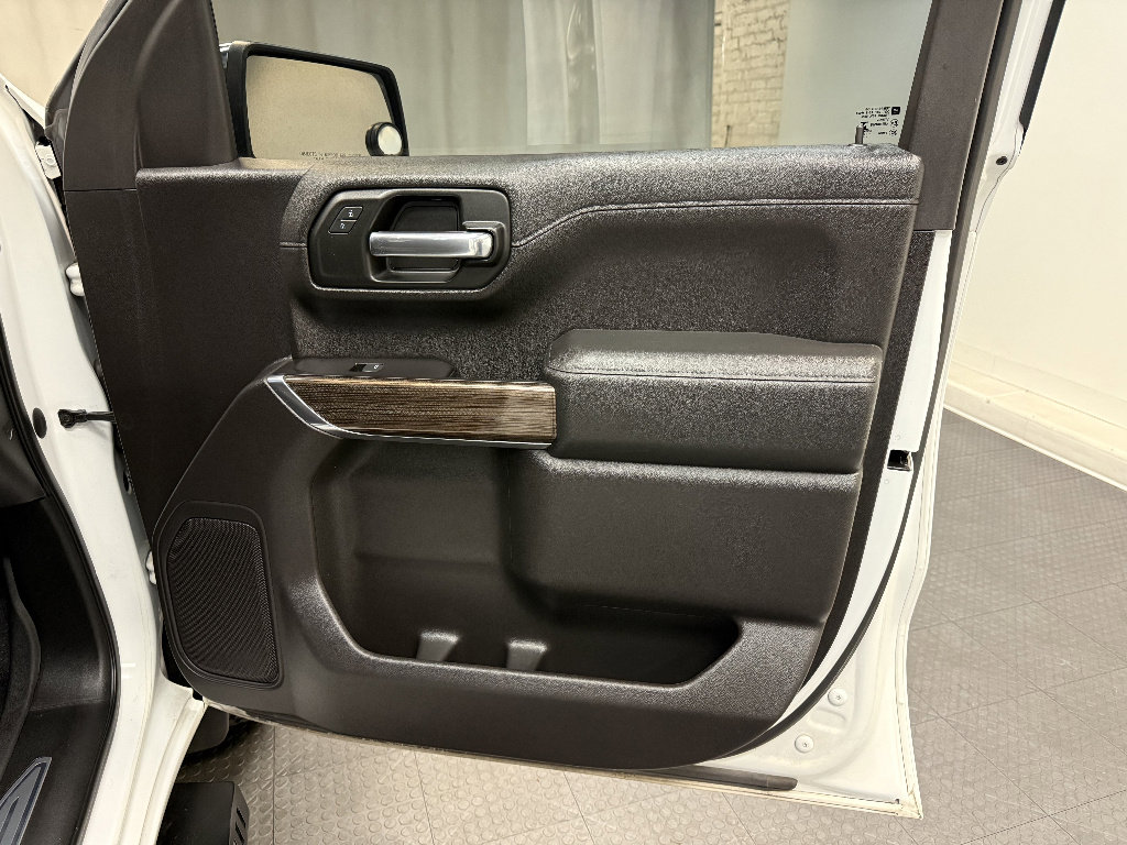 Used 2019 Chevrolet Silverado 1500 LT w/ All-Star Edition AWD/4WD image 16