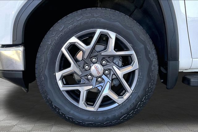 Used 2023 GMC Sierra 1500 SLT AWD/4WD image 21