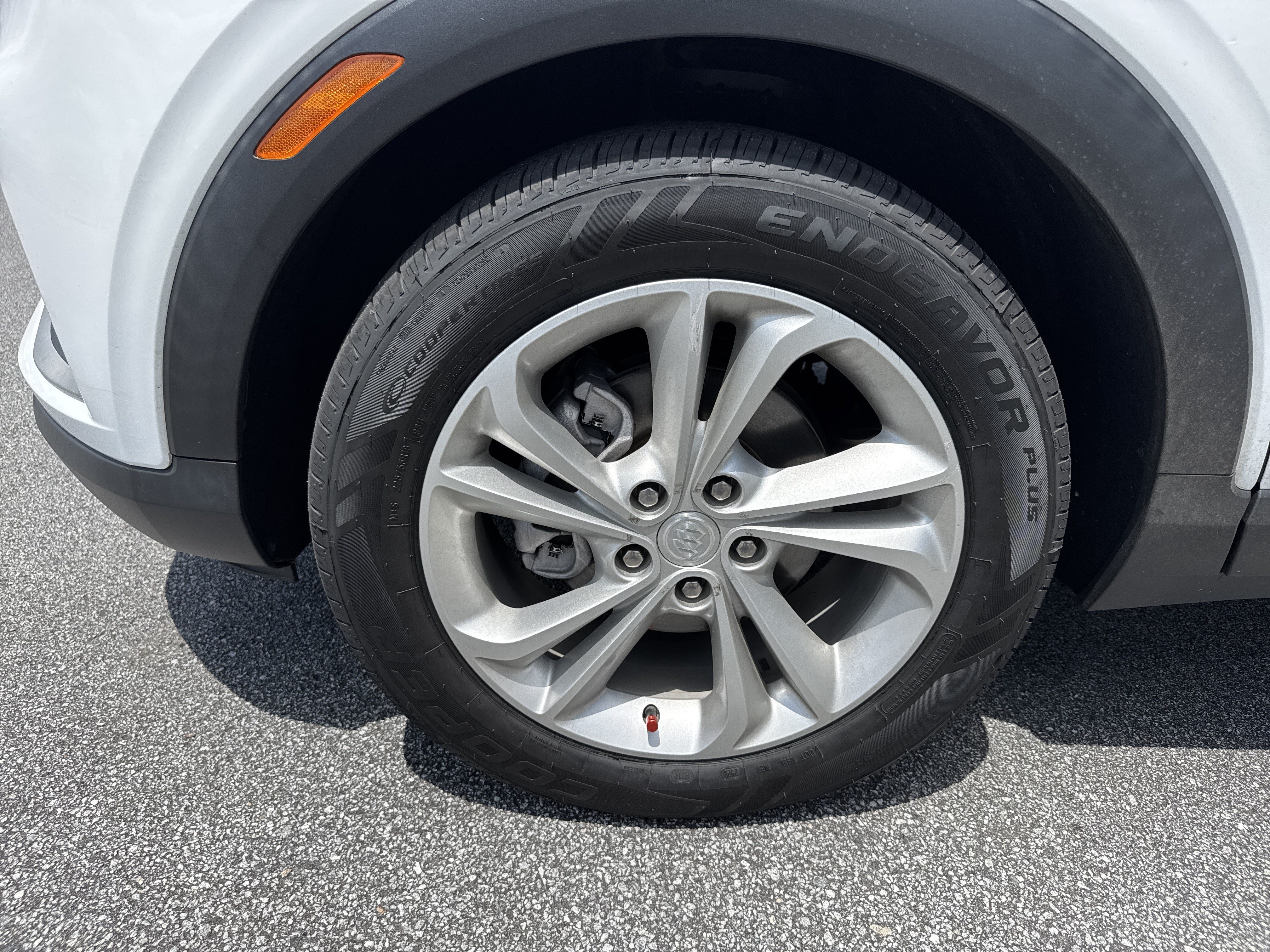 Used 2020 Buick Encore GX Preferred w/ Cold Weather Comfort Package FWD image 13