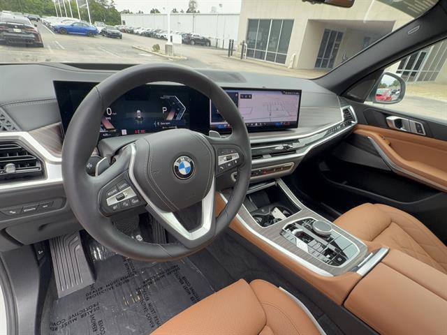 Used 2024 BMW X5 xDrive40i w/ Premium Package AWD/4WD image 10