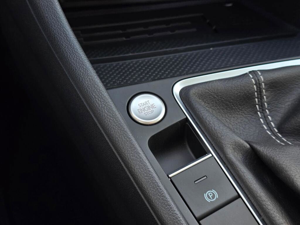 New 2026 Volkswagen Jetta SE image 30