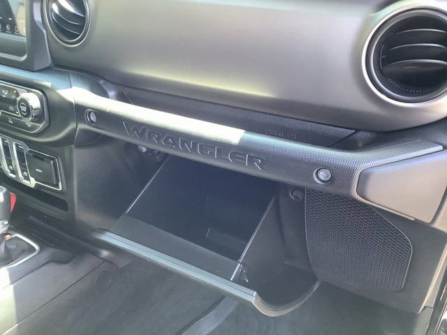 Used 2021 Jeep Wrangler Willys image 32