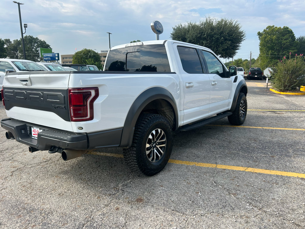 Used 2020 Ford F150 Raptor w/ Equipment Group 802A Luxury AWD/4WD image 5