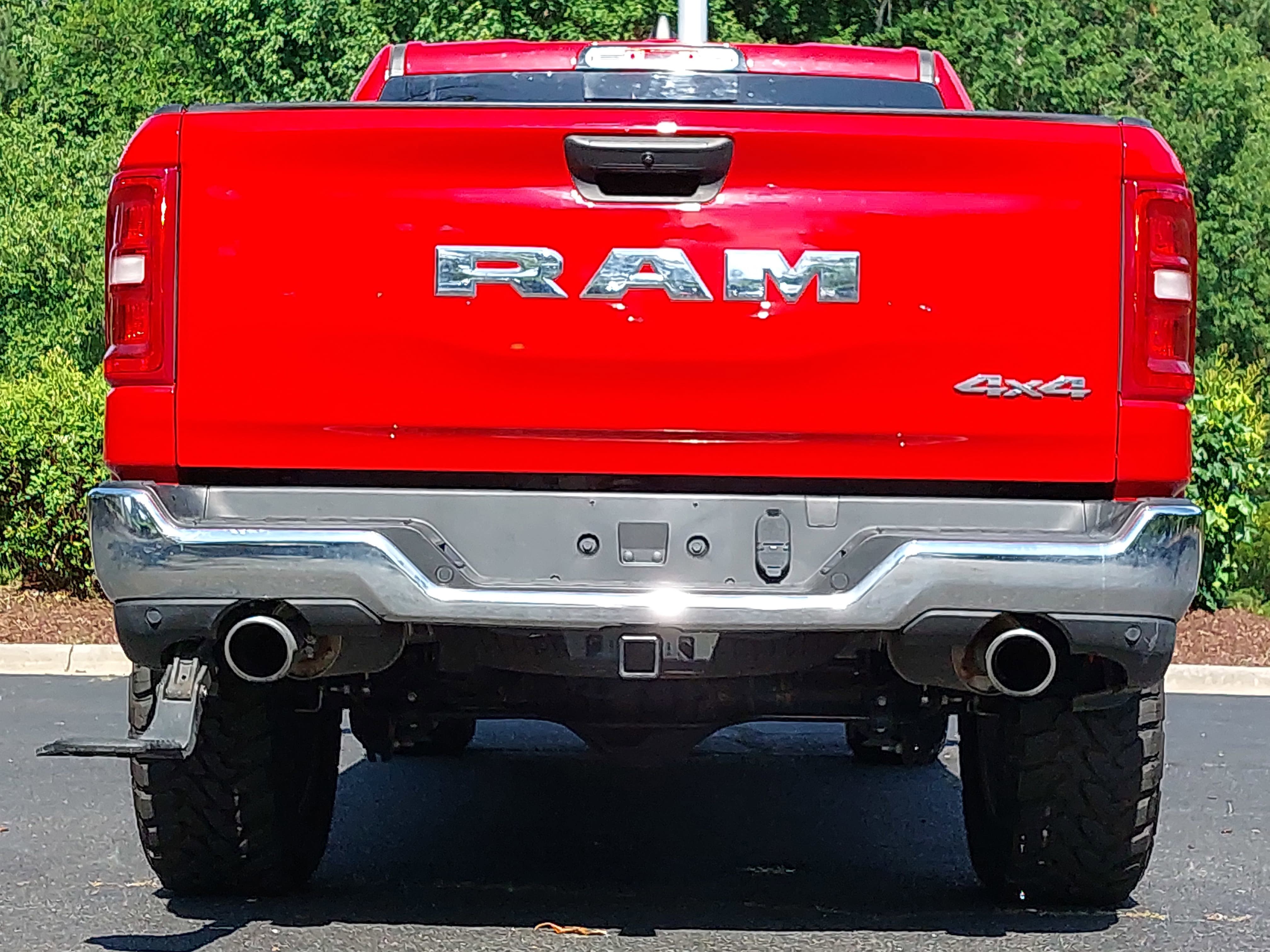 Used 2025 RAM 1500 Tradesman AWD/4WD image 6