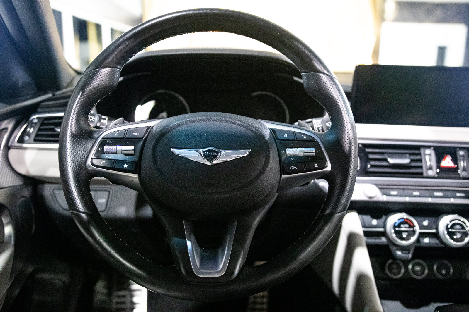 Used 2023 Genesis G70 2.0T w/ Sport Prestige Package AWD/4WD image 19