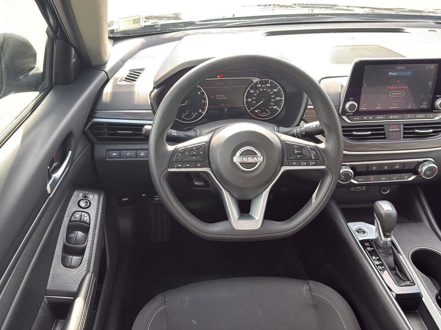 Used 2025 Nissan Altima 2.5 SV image 20